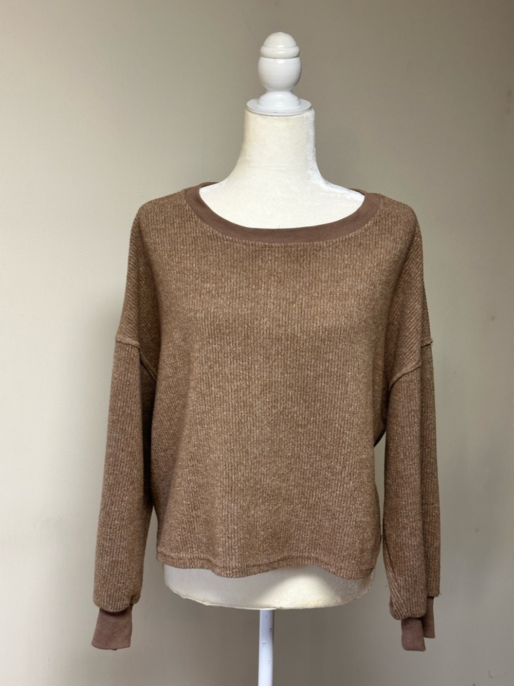 Sage the Label Cozy Scoopneck Sweater with adjustable rushed back in Brown